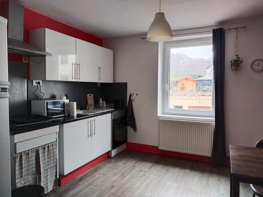 Charmant Appartement Au Calme Avec Parking Besançon Exteriör bild